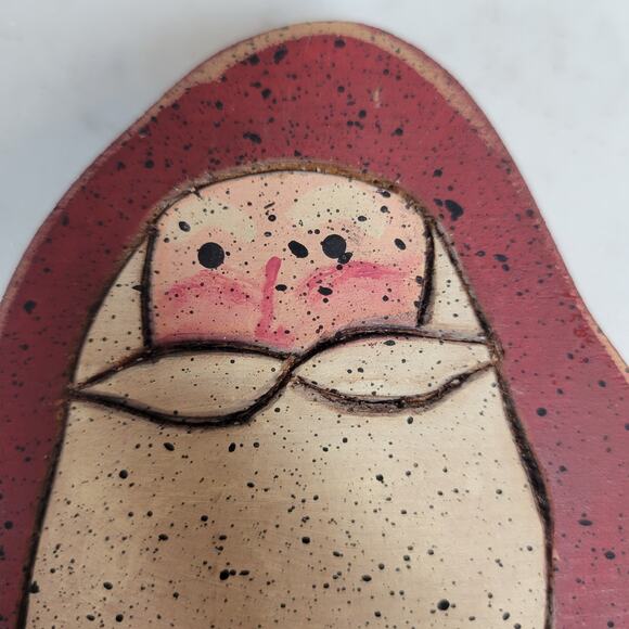 VTG Wooden Carved Santa Figure 6.5" Handpainted Christmas Folk Art Signed '91 - Picture 9 of 12